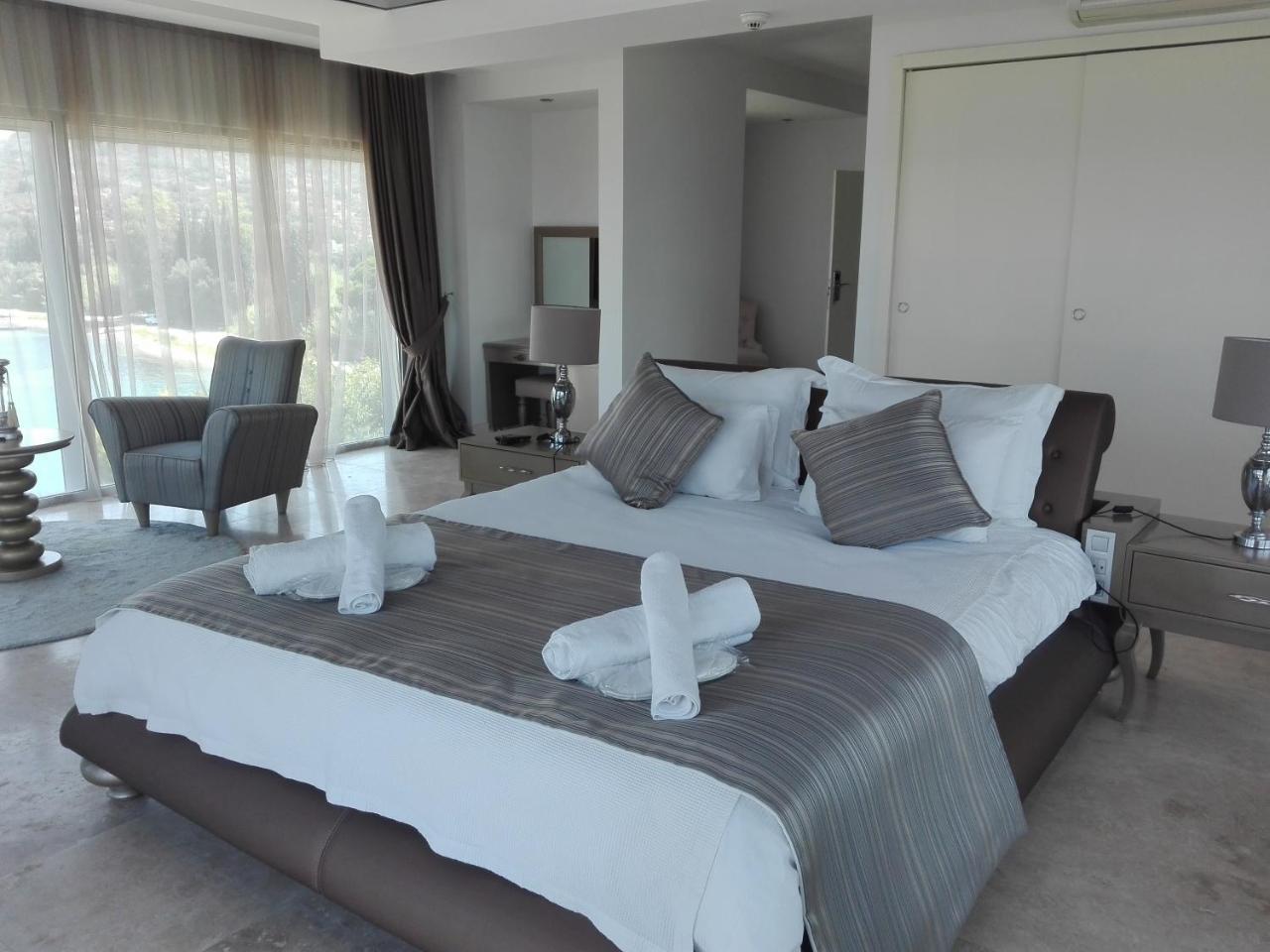 Egesu Marina Guest House Gulluk Eksteriør billede