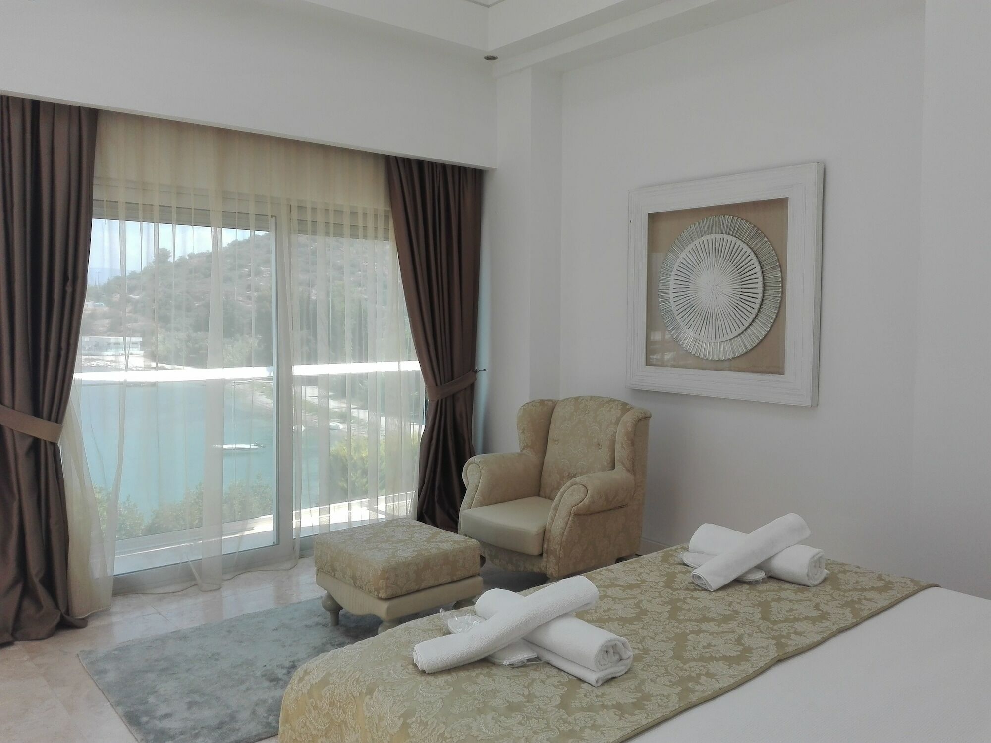 Egesu Marina Guest House Gulluk Eksteriør billede